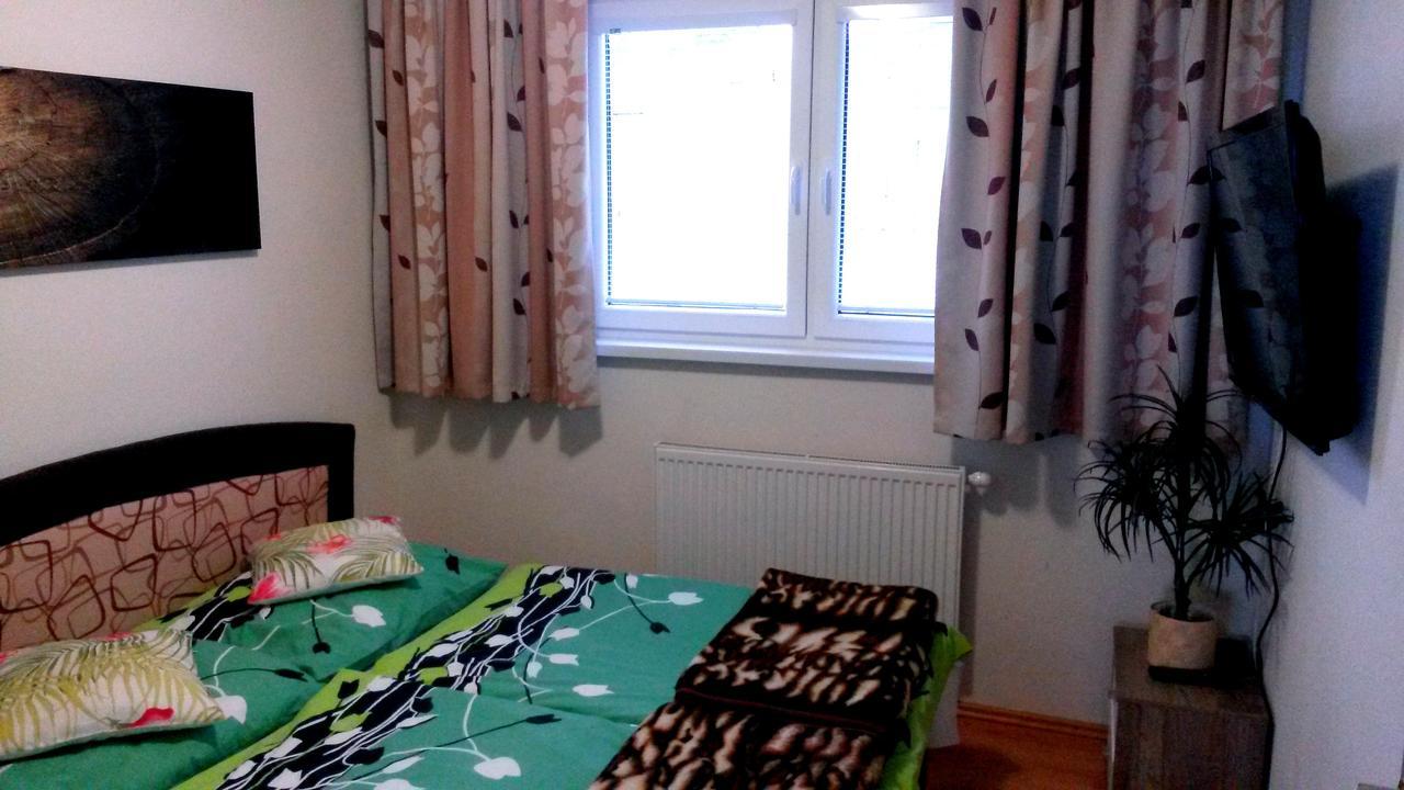 Pine Wood Apartment Vyšné Ružbachy Esterno foto